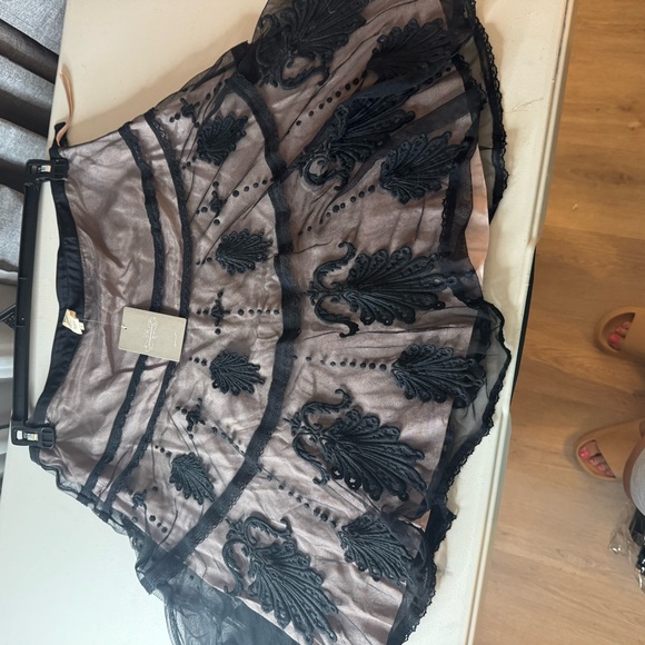 Anthropologie Black Embroidered Overlay A-Line Skirt on Nude Lining - Picture 4 of 11